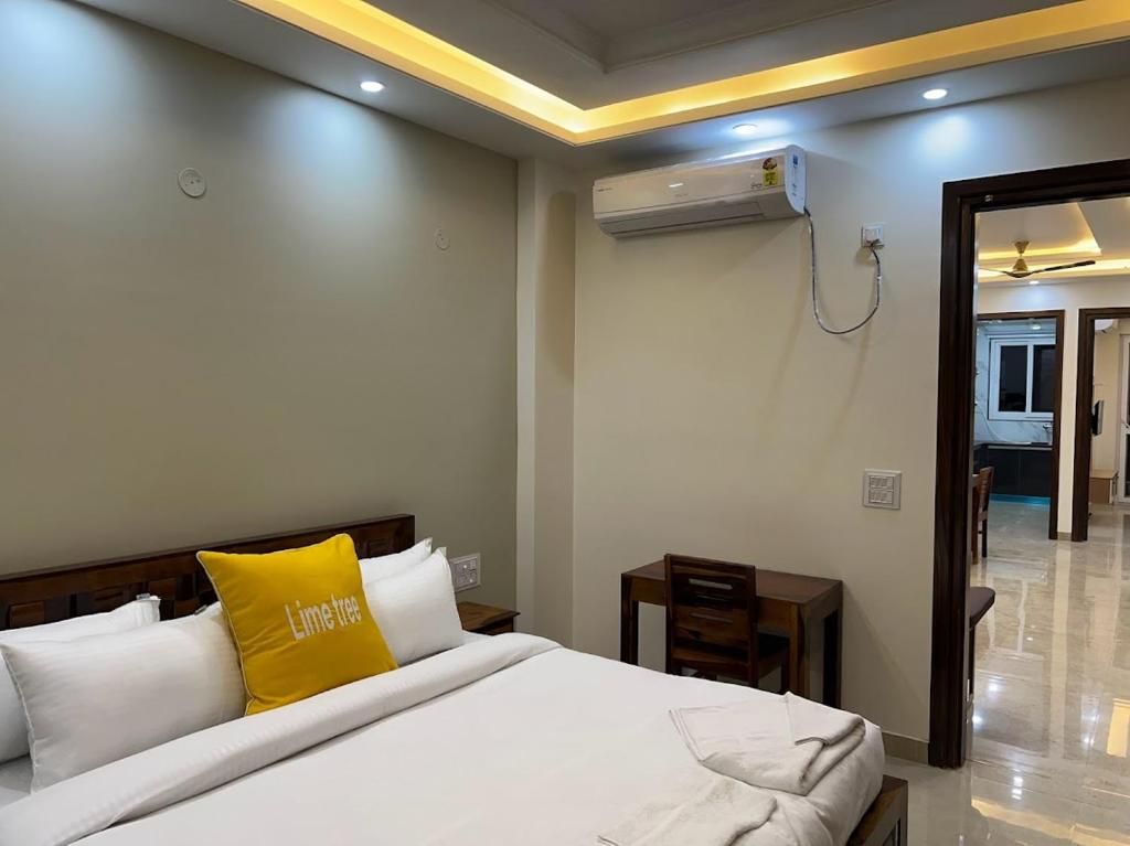 Lime Tree Two BHK Service Apartment Golf Course Road Gurgaon Two-Bedroom Apartment 60