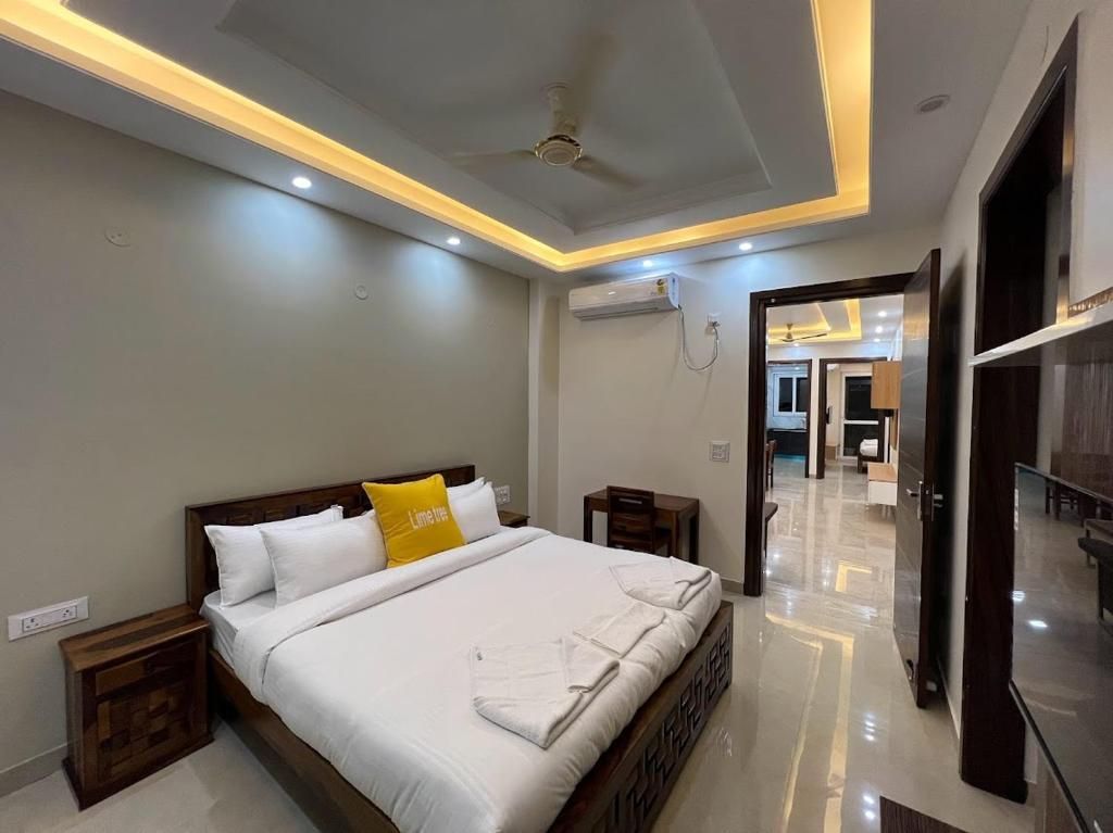 Lime Tree Two BHK Service Apartment Golf Course Road Gurgaon Two-Bedroom Apartment 62