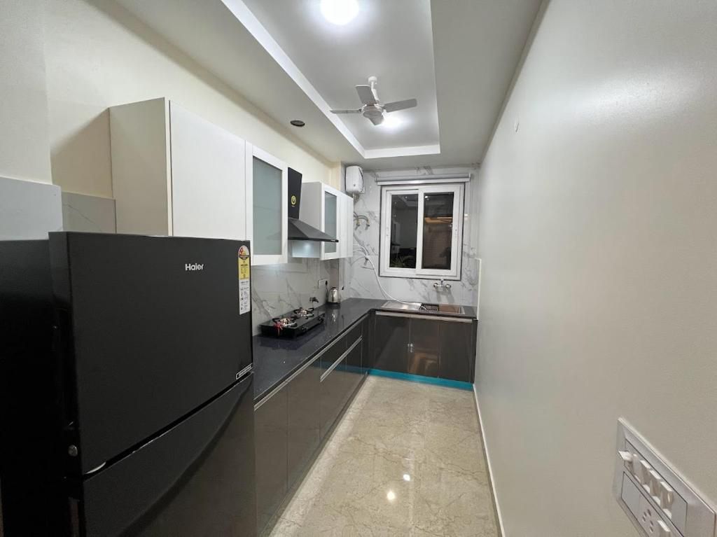 Lime Tree Two BHK Service Apartment Golf Course Road Gurgaon Two-Bedroom Apartment 27