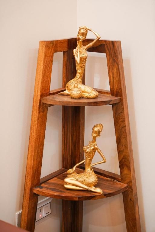 Lime Tree Two BHK Service Apartment Golf Course Road Gurgaon Two-Bedroom Apartment 14