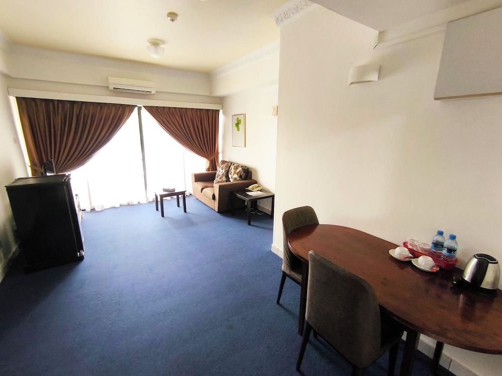 Jubilee Hotel Junior Suite 9