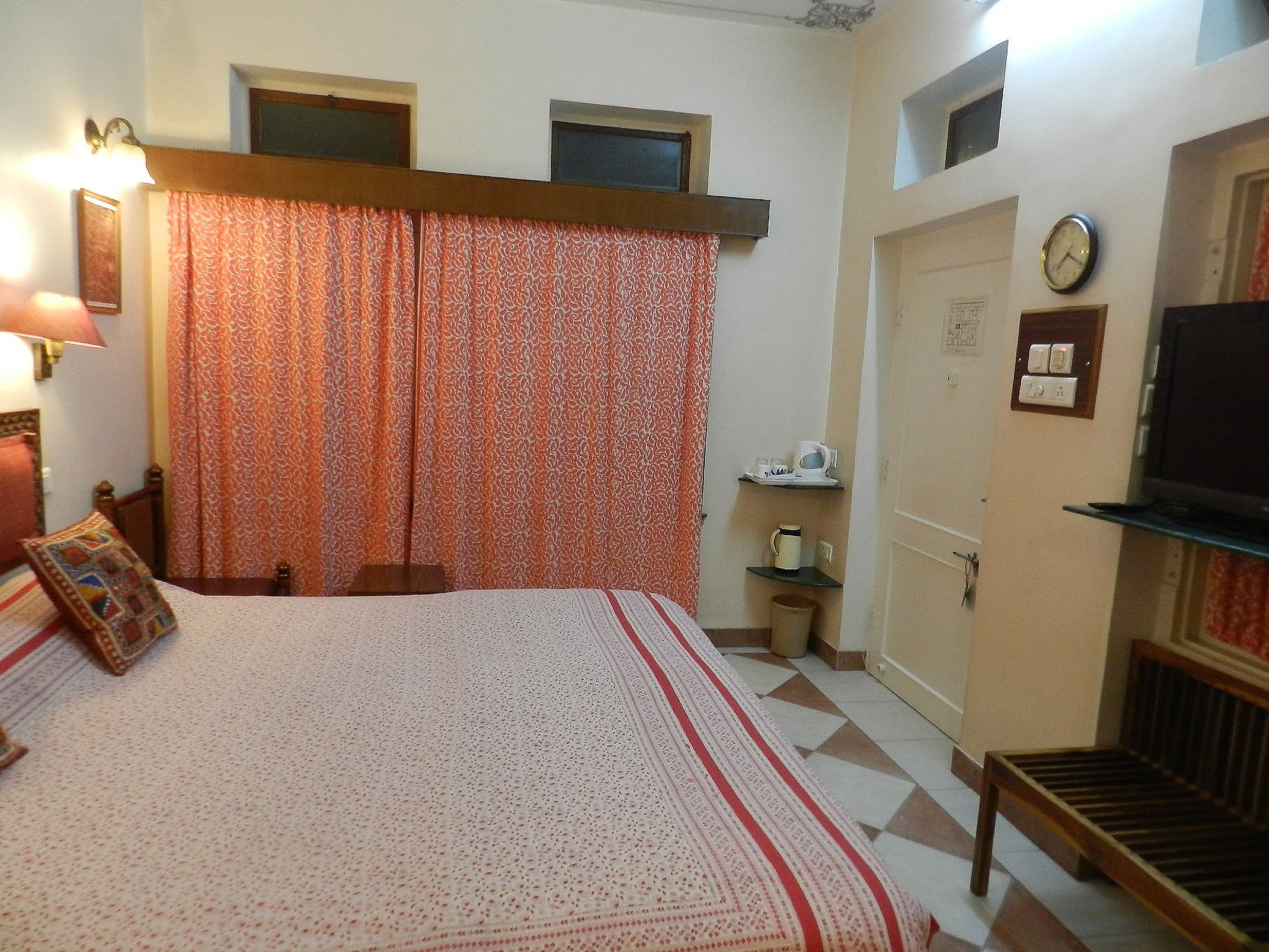 Super Deluxe Room