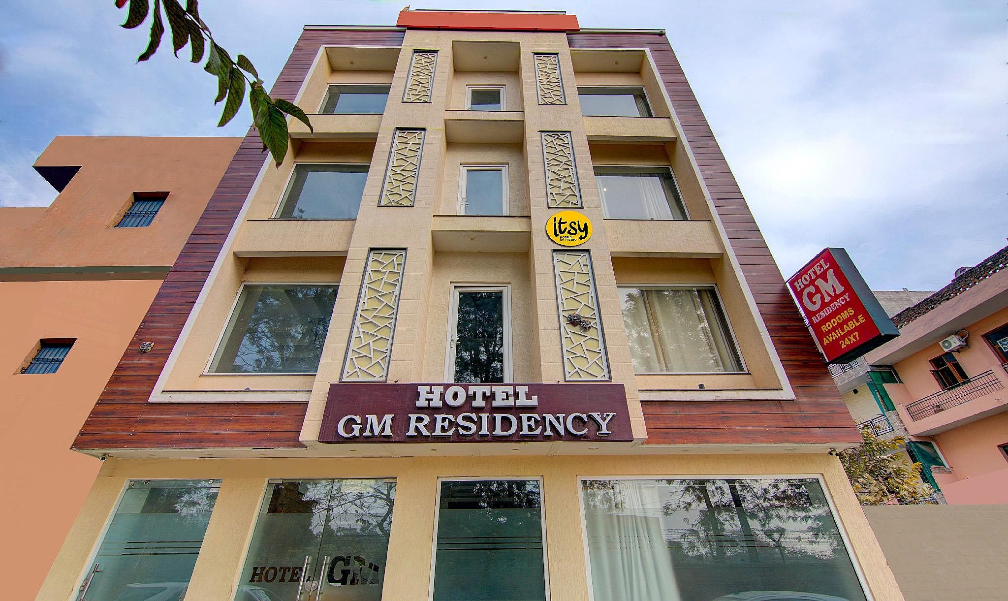 undefined Itsy Hotels GM Residency