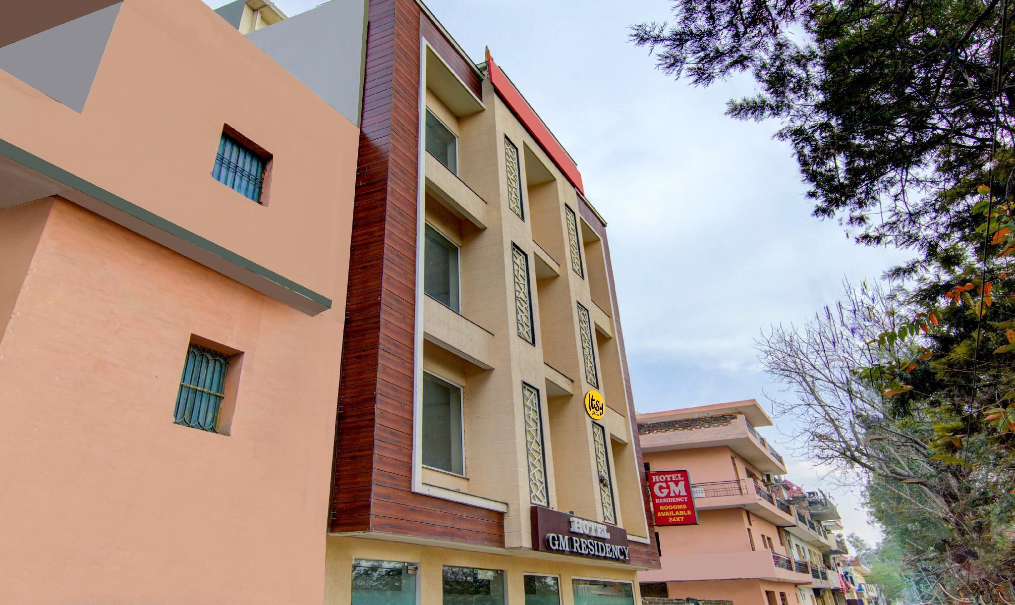 undefined Itsy Hotels GM Residency 8