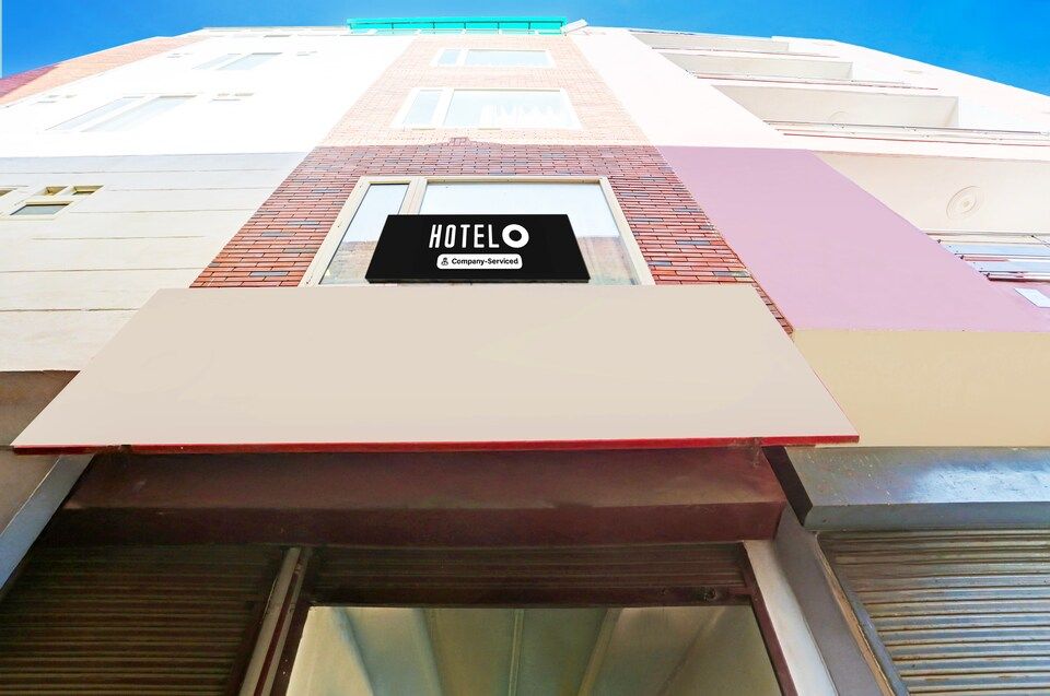Hotel O by OYO Sector 45 Formerly Manyavar