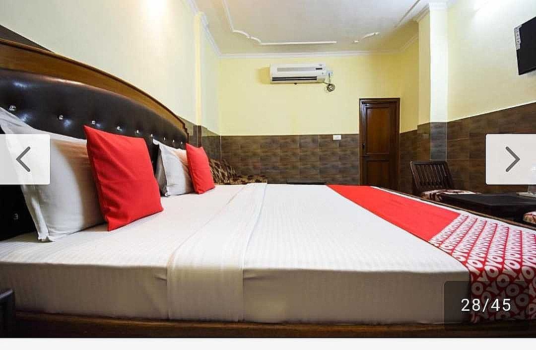 OYO Flagship Renson Grand Classic