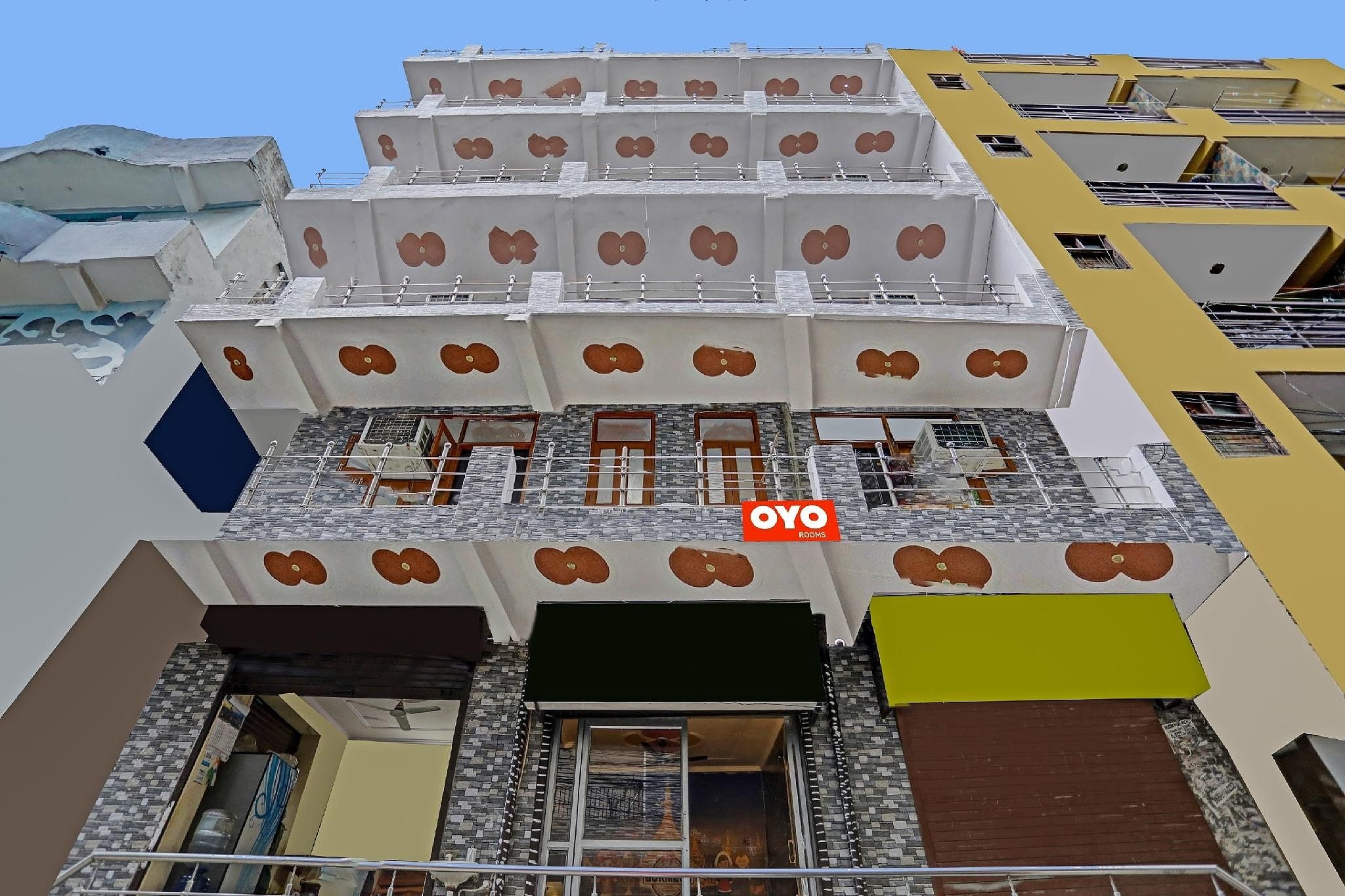 Main Image