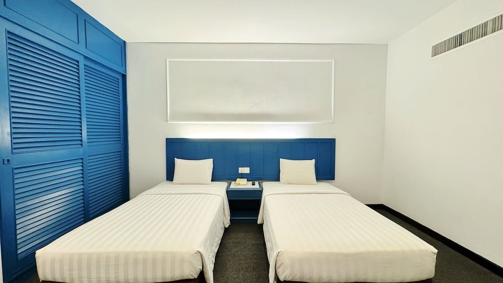 undefined Hotel Continental 10