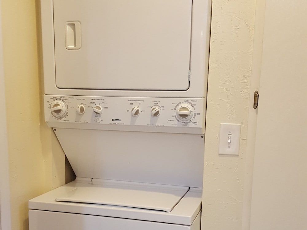 Deluxe Cottage, Ensuite, Mountain View (El Capitan Cottage)