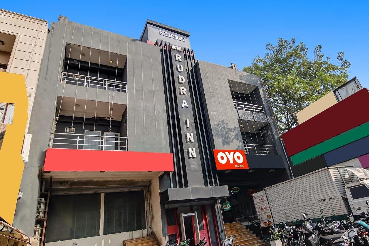 Hotel O Rudra Grand Near Chhatarpur Metro Station