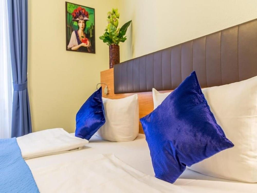 undefined Hotel Expo Frankfurt City Centre 4