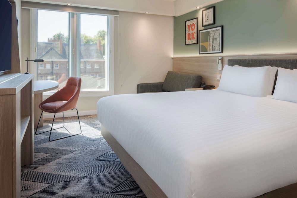 undefined Hampton by Hilton York 2