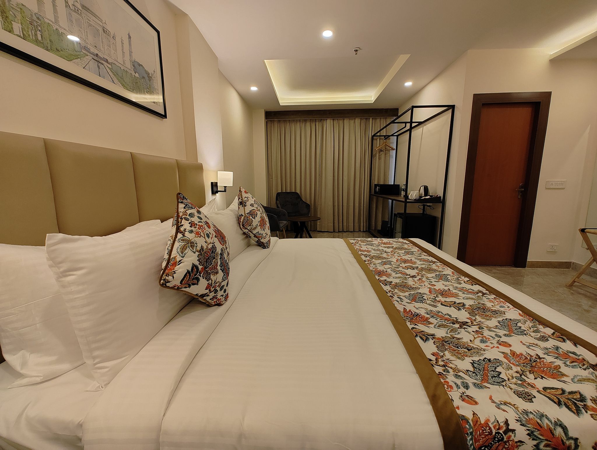 Regenta Inn Greater Noida Suite  12