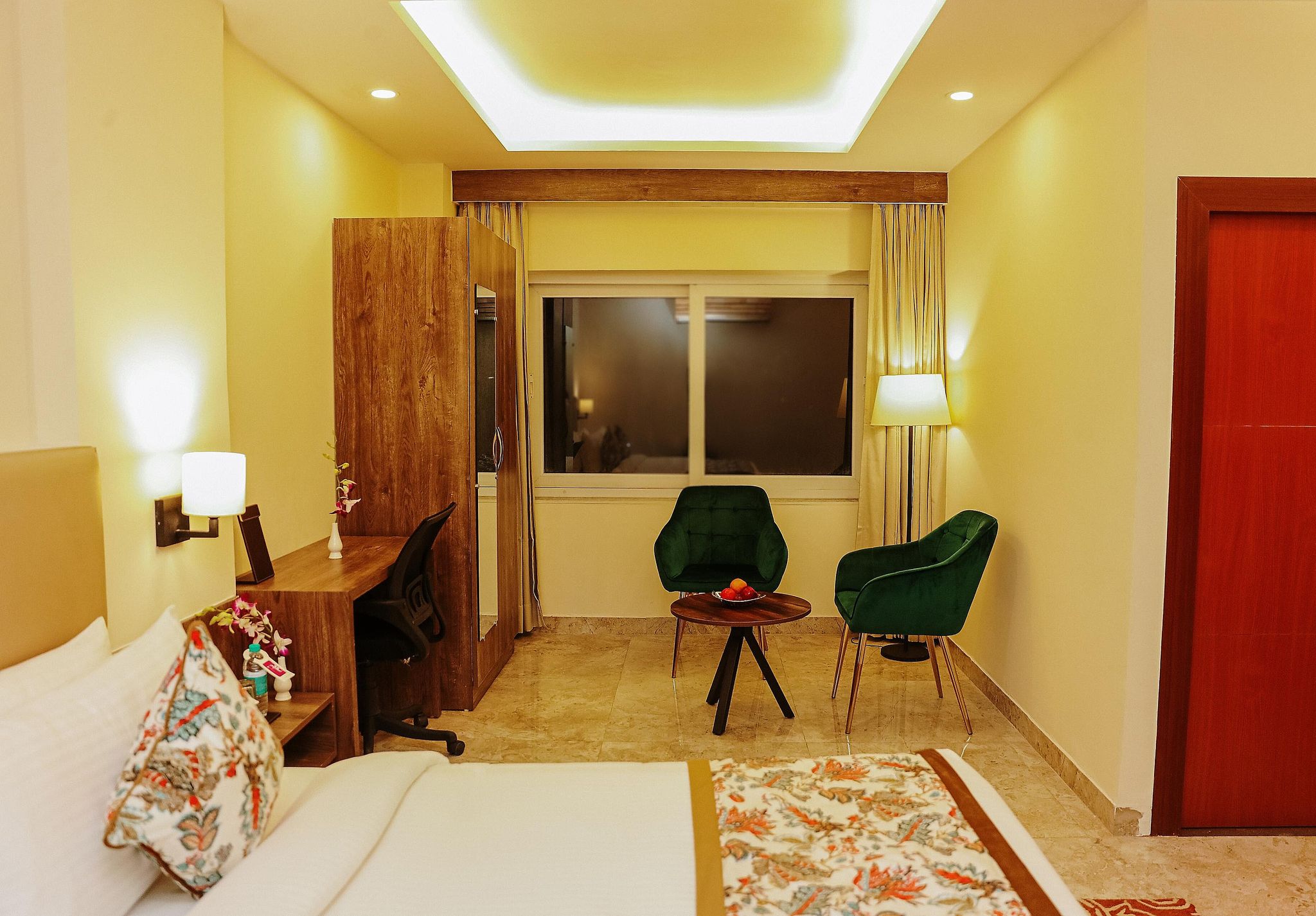 Regenta Inn Greater Noida Suite  2