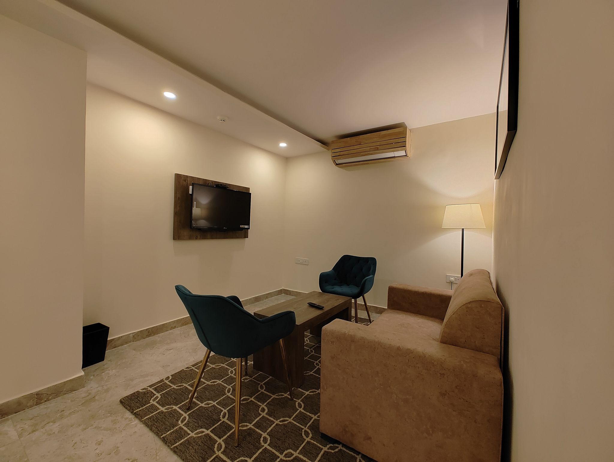 Regenta Inn Greater Noida Suite  18