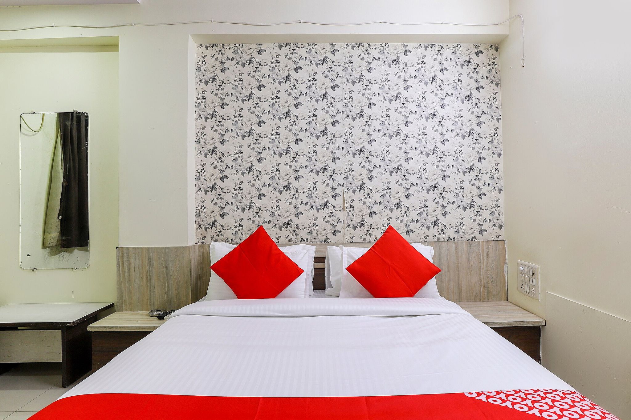 OYO Flagship Hotel Aangan Classic 13