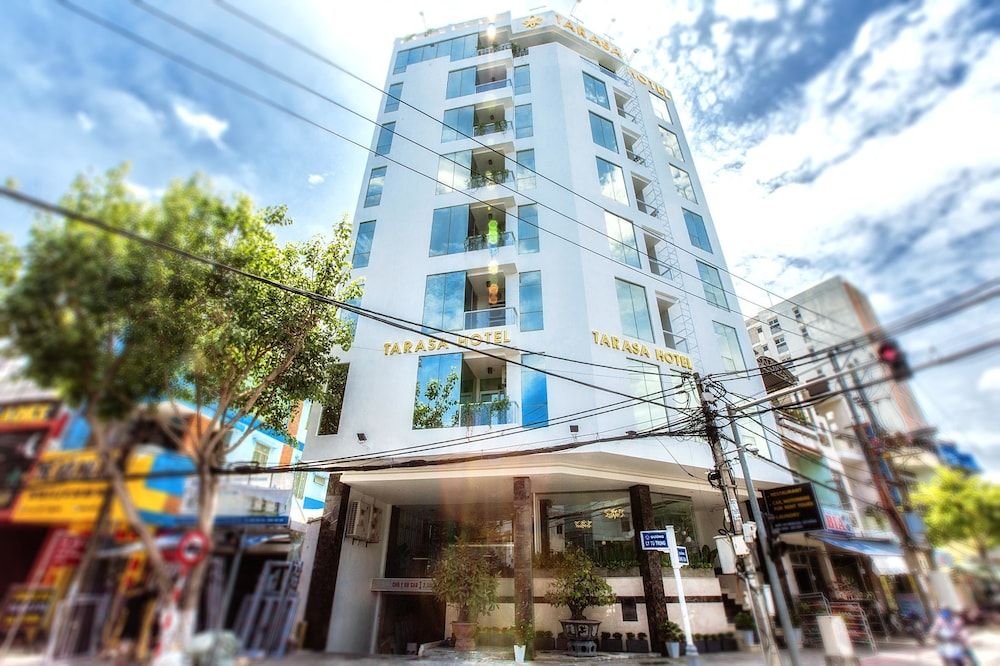 undefined Tarasa Hotel 7