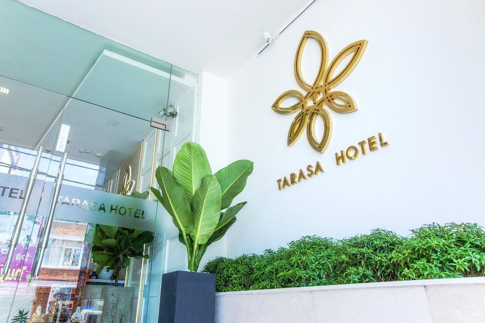 undefined Tarasa Hotel 4