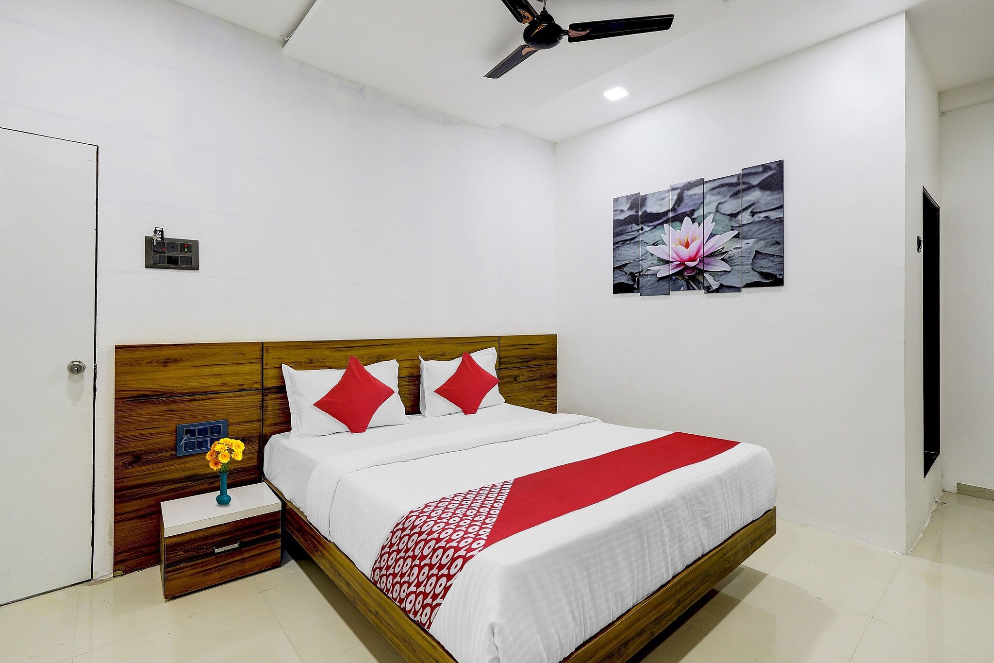 OYO Flagship 7star Hotel Classic 4