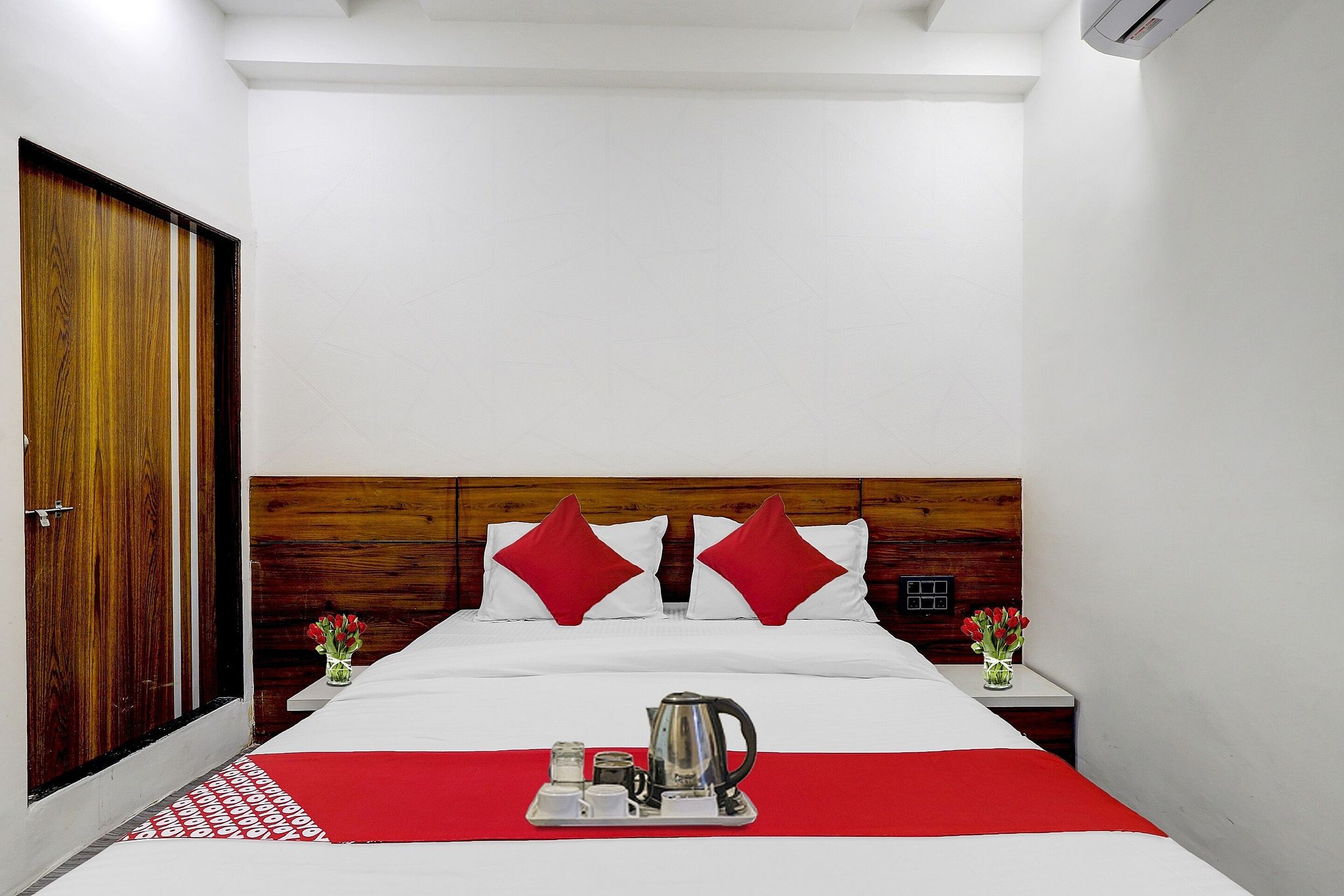 OYO Flagship 7star Hotel Classic 9