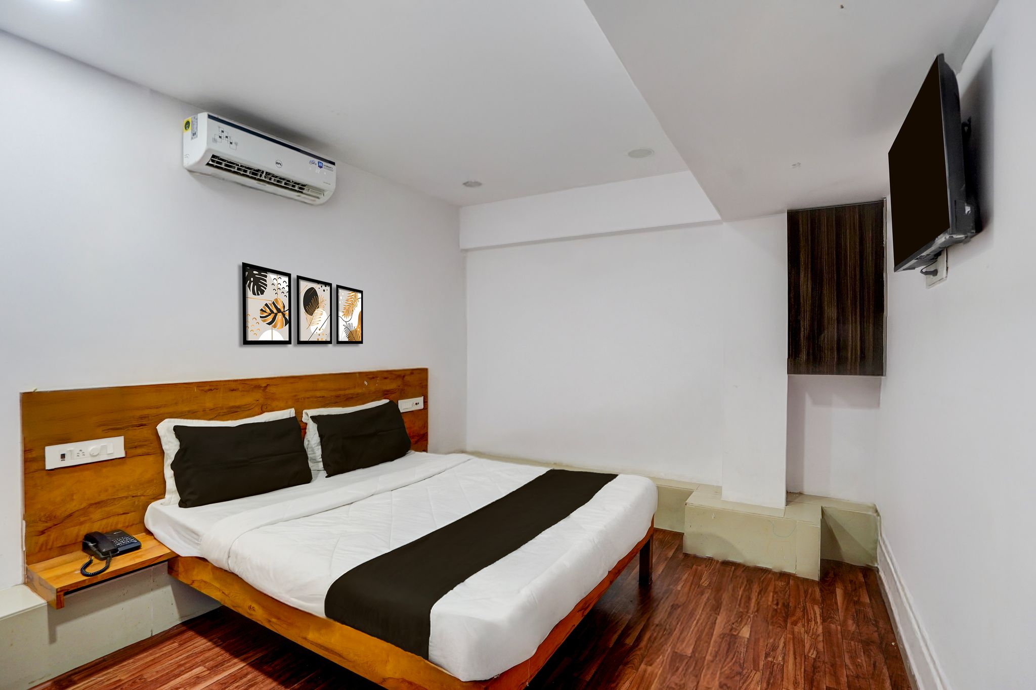 Krishna Rto Hotel O RTO Office Formerly Krishna Rooms Surat - Hotel Price, Reviews ...