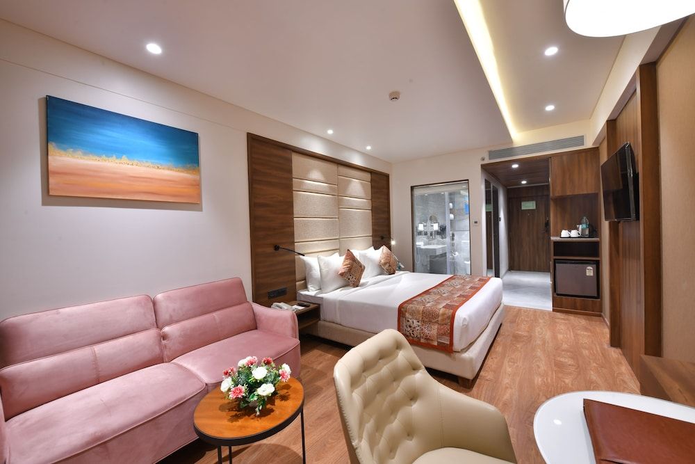 Regenta Fairlark Vadodara Executive Double Room 6