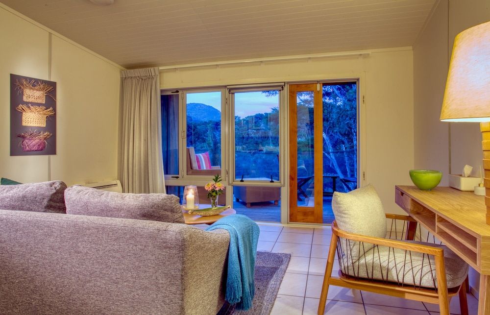 Awaroa Lodge Superior Suite 8