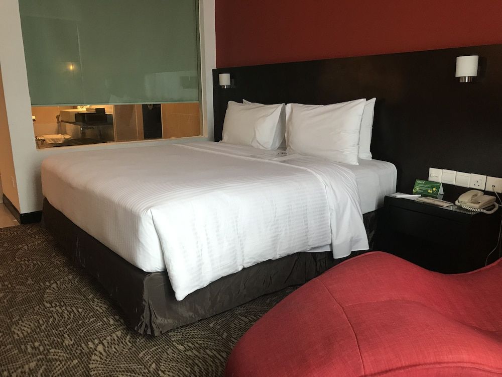 The Klagan Hotel Deluxe Room 2