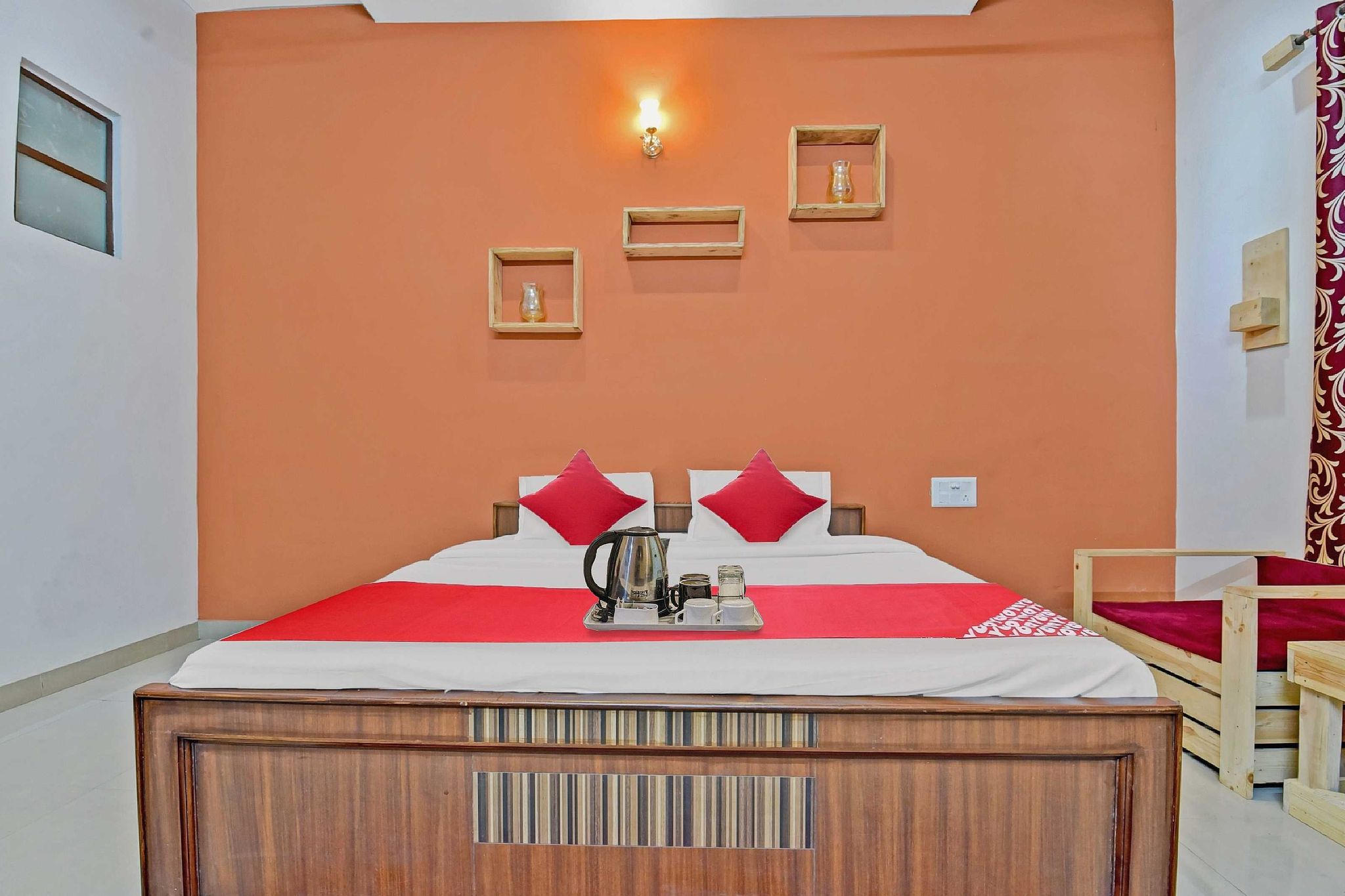 Hotel O Divine Classic 4