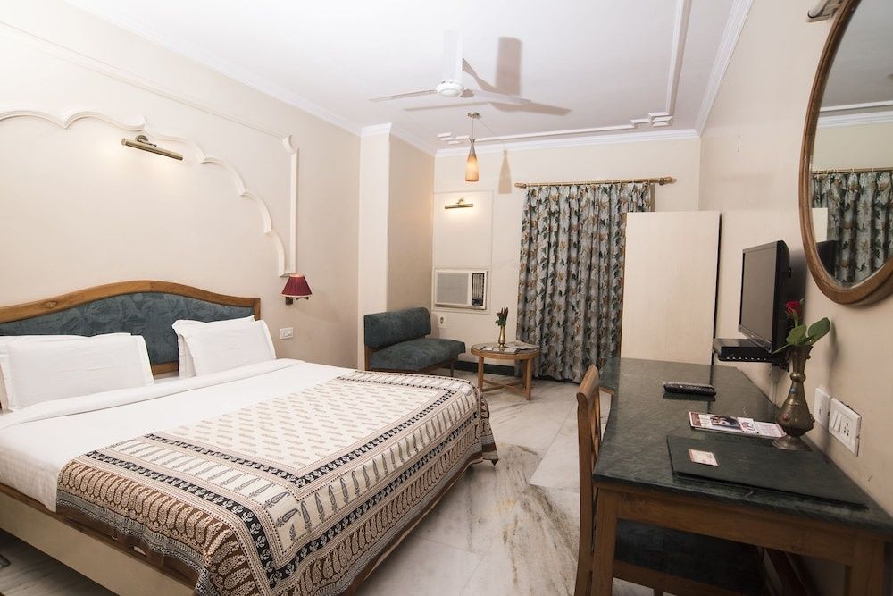 LMB Hotel City Center Executive Room