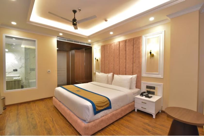 Deluxe room with valley view