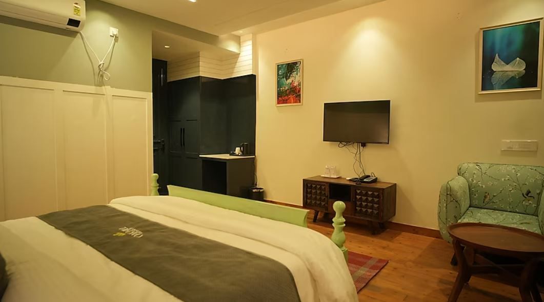 Oakhill Resorts Oak Nest (Premium Room) 5