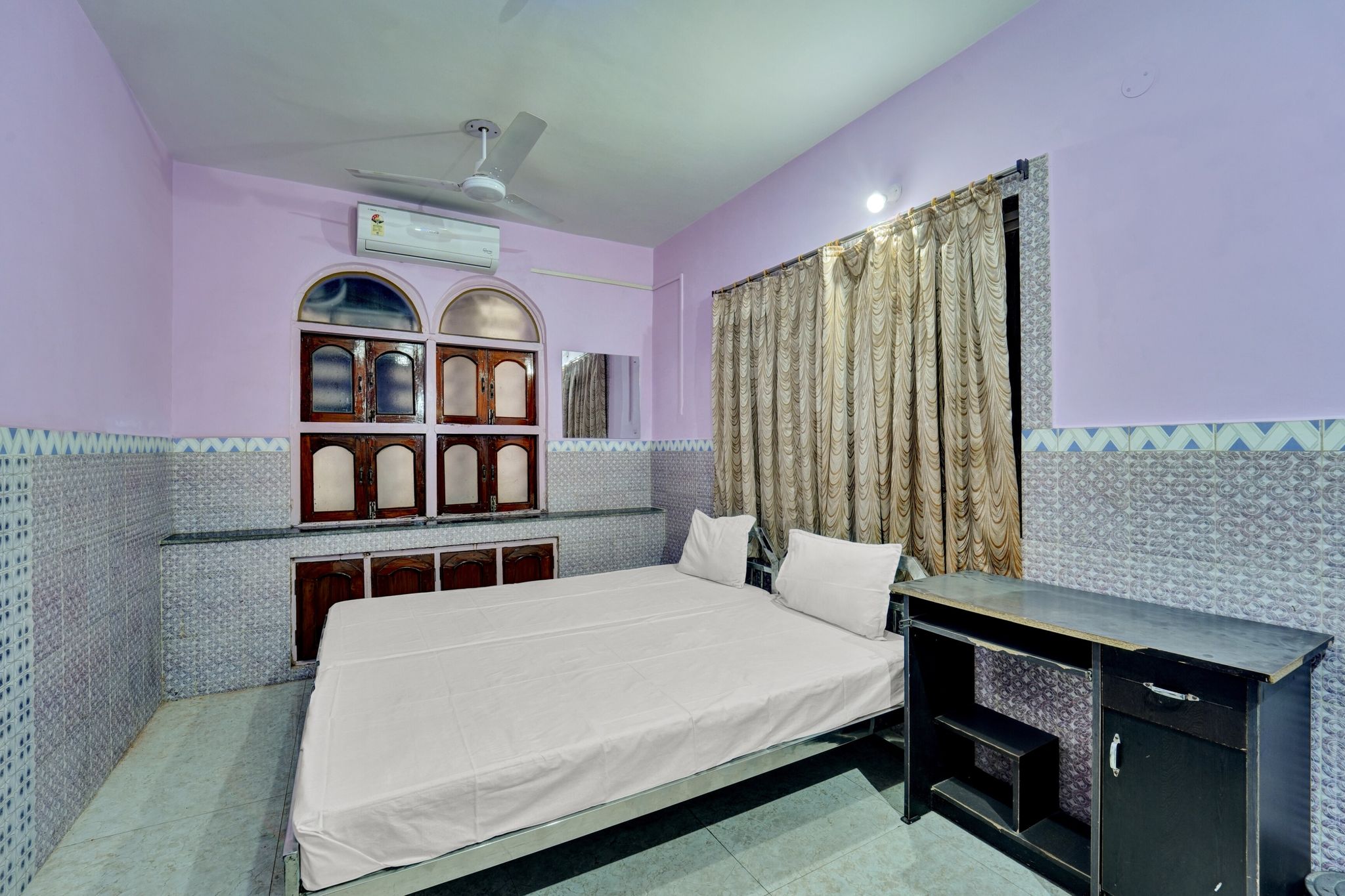 Hotel O by OYO GURU NANAK RESIDENCY Classic 9