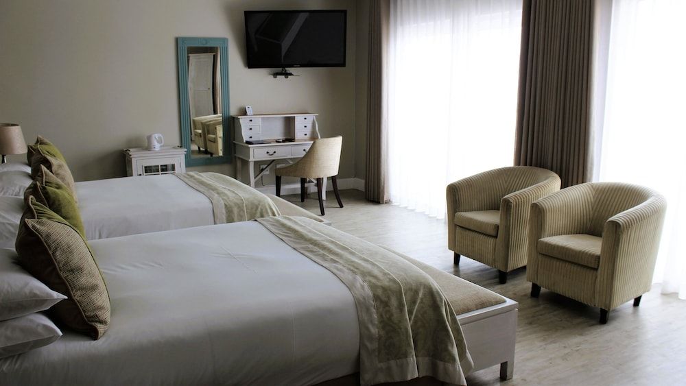 Atlantic Villa Boutique Guesthouse Executive Twin Room, Sea View 5