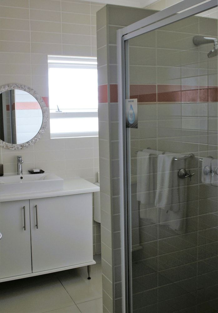 Atlantic Villa Boutique Guesthouse Deluxe Apartment, 2 Bedrooms 10