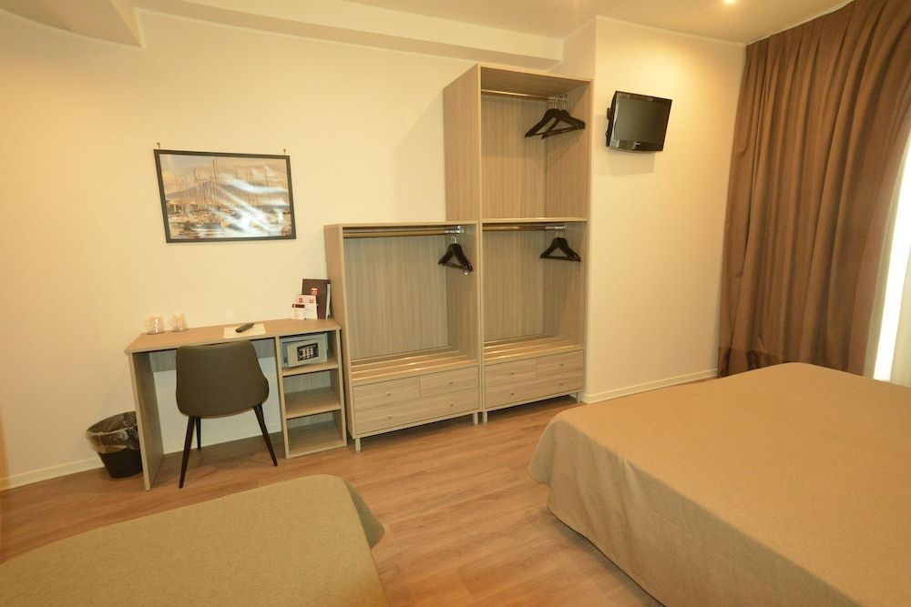 undefined Hotel Tiempo 9