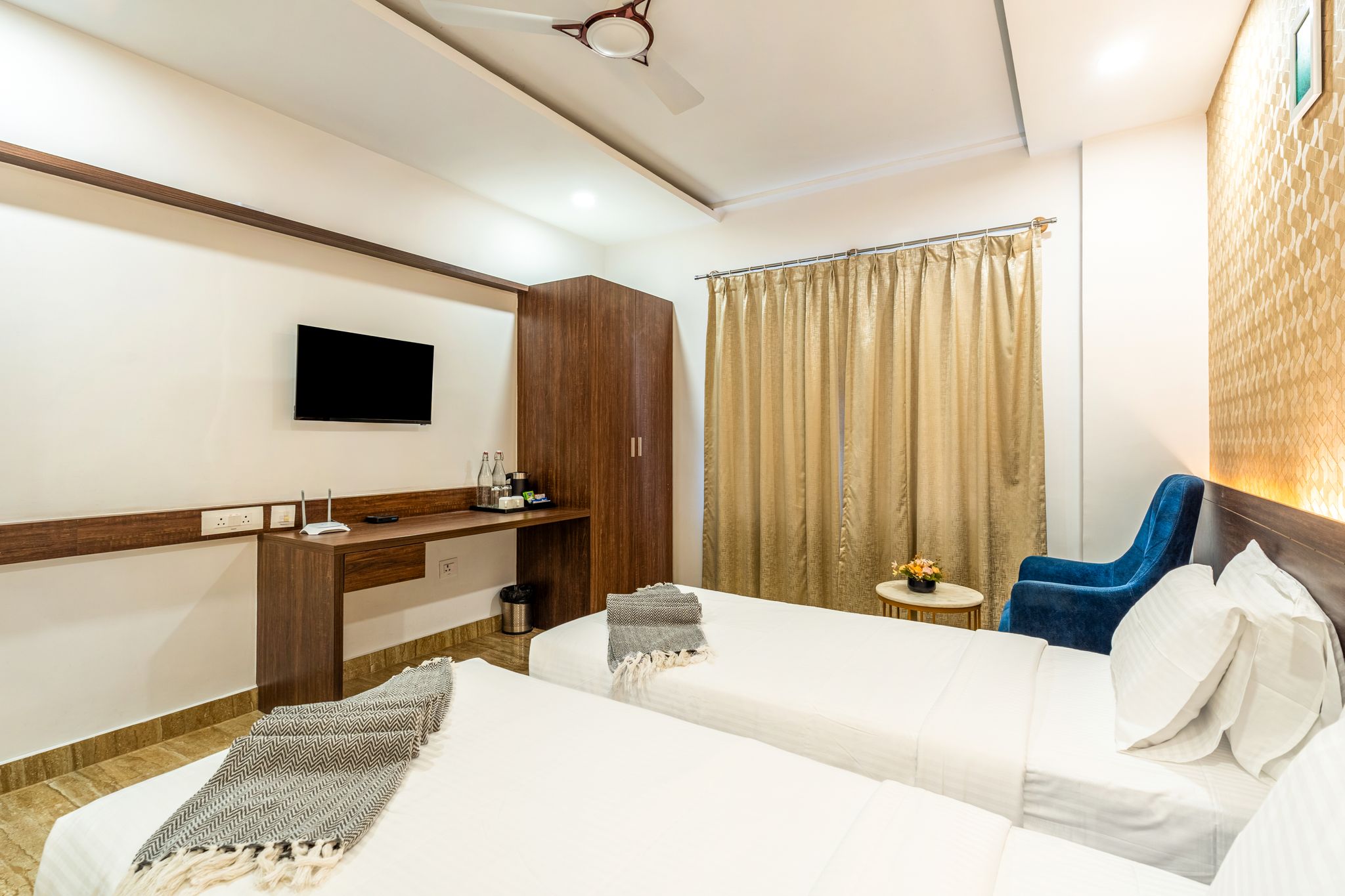 Bangalore Times by Alaya Stays Executive Room with Complimentary Breakfast 3