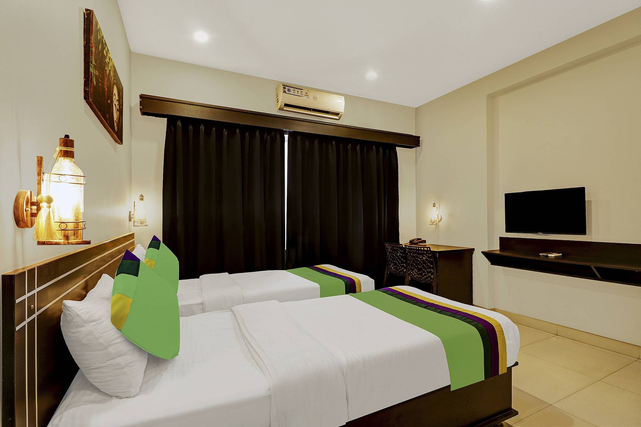 Treebo Blueberry Inn Deluxe Double Room 10