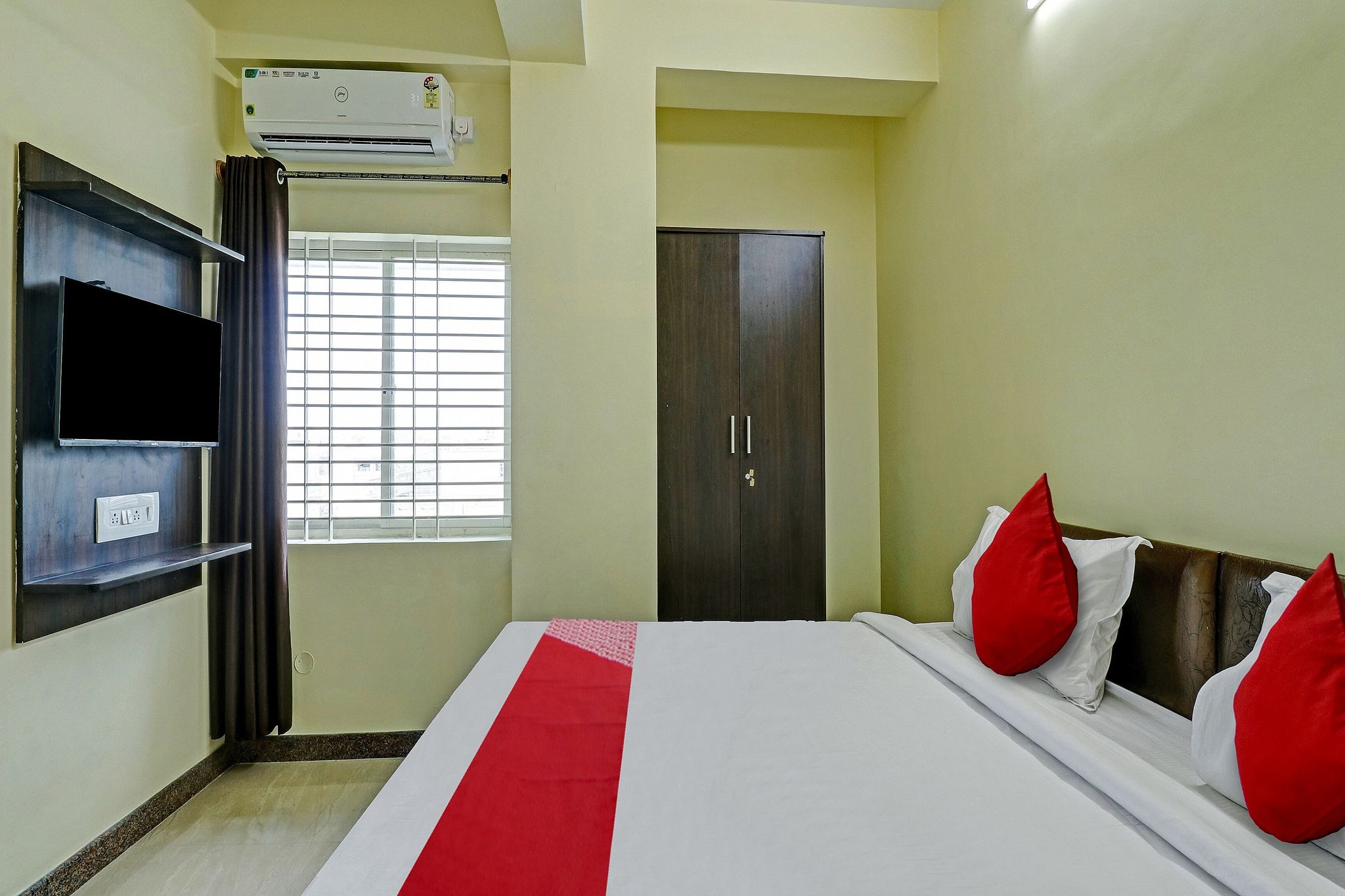 Super Hotel O Srigandhakavalu Formerly Chamundeshwari Lodging Classic 4