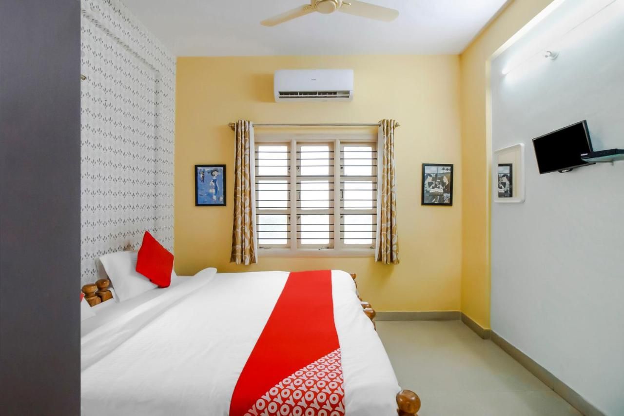 undefined OYO 75515 Nandi Suites 9