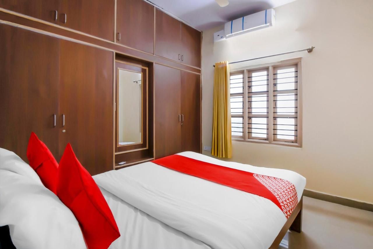 undefined OYO 75515 Nandi Suites 8