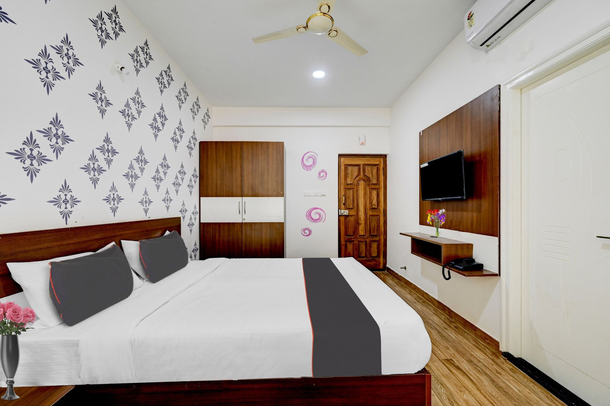 Super Capital O Prince Venue Deluxe 9