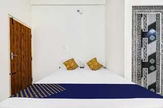 Hotel O SLV Boarding & Lodging Classic 6