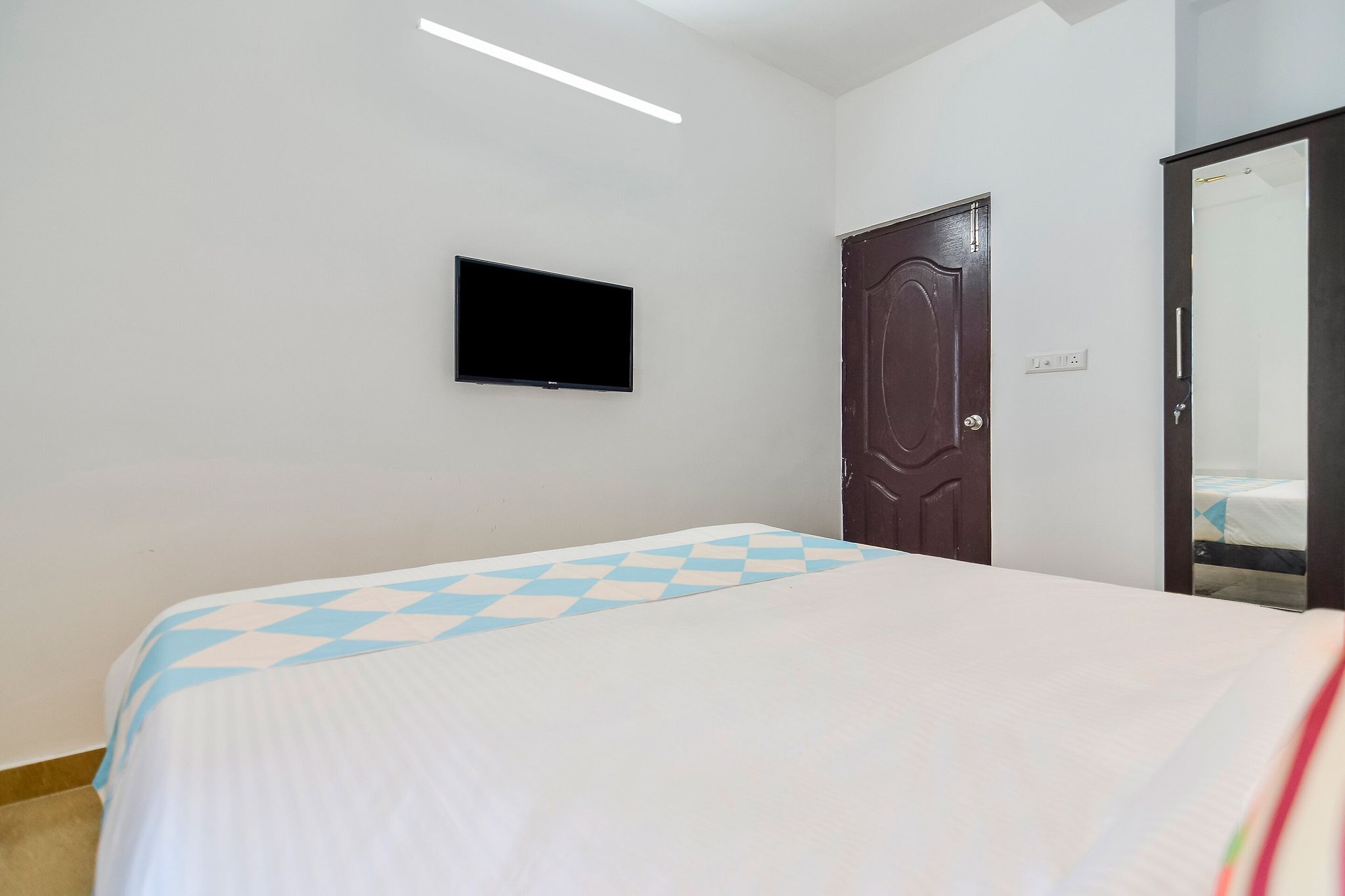 Hotel O Pop Tavern Classic 11