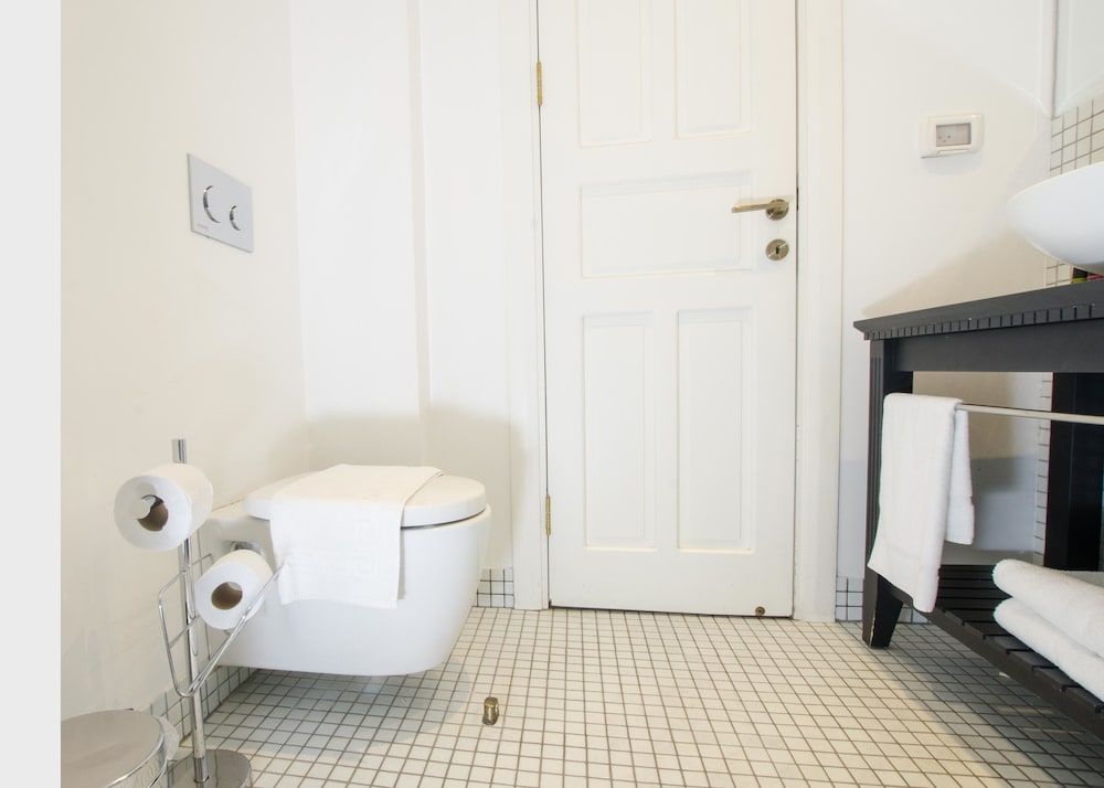 Villa Rothschild by Zvieli Hotels Deluxe Room, 1 Queen Bed, Balcony 3