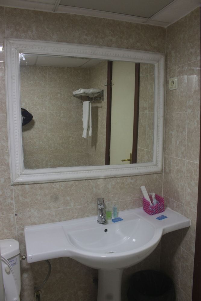 Somatel Hotel Junior Room 4