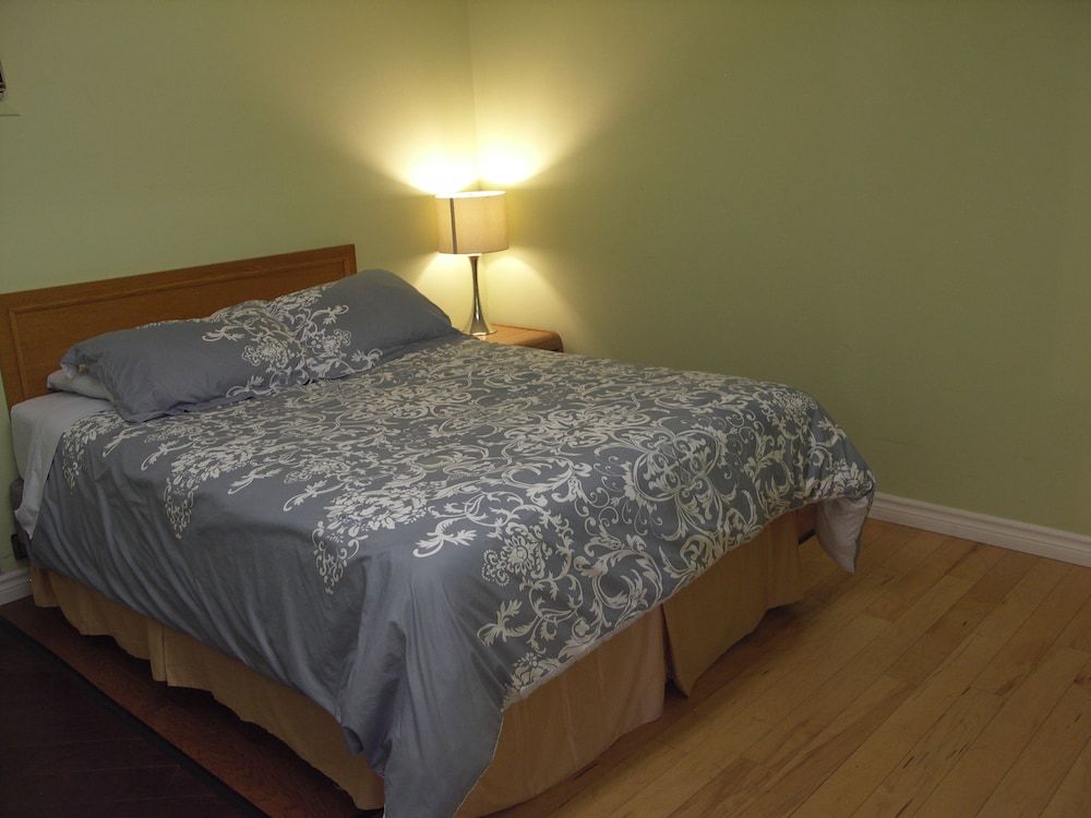 Rainbow Inn Family Suite, 2 Bedrooms, Non Smoking, Fireplace