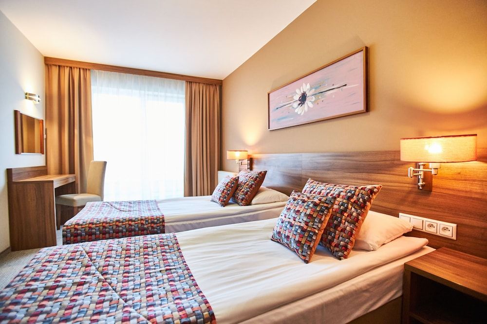 Arche Hotel Puławska Residence Standard Twin Room 5