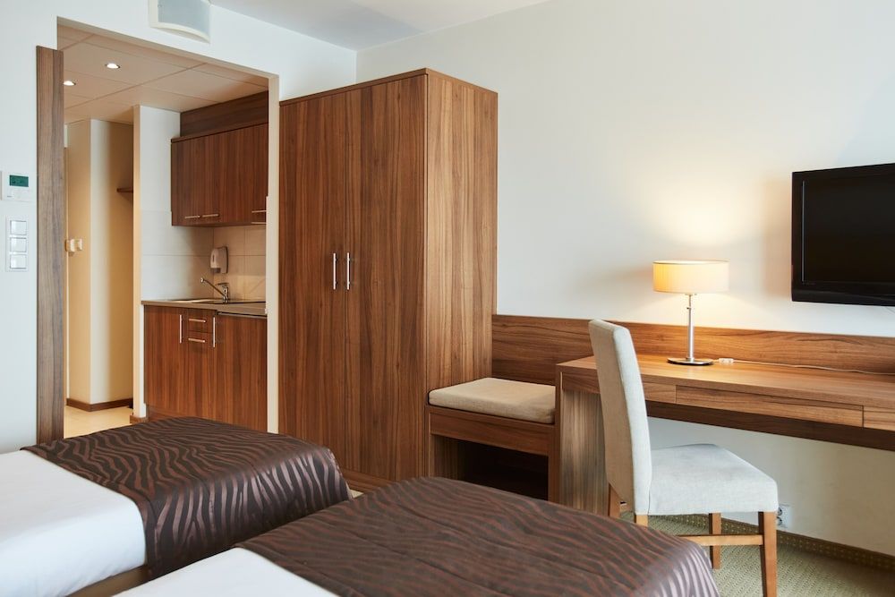 Arche Hotel Puławska Residence Standard Twin Room 8