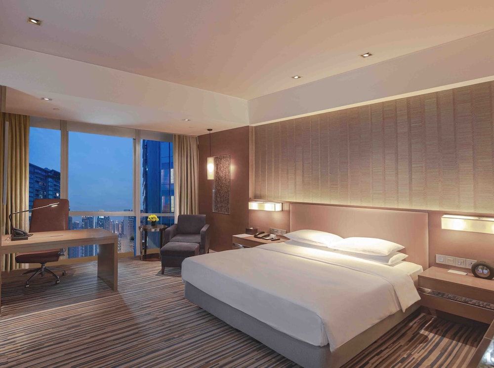Hyatt Regency Chongqing Room, 1 King Bed (8F-21F) 3